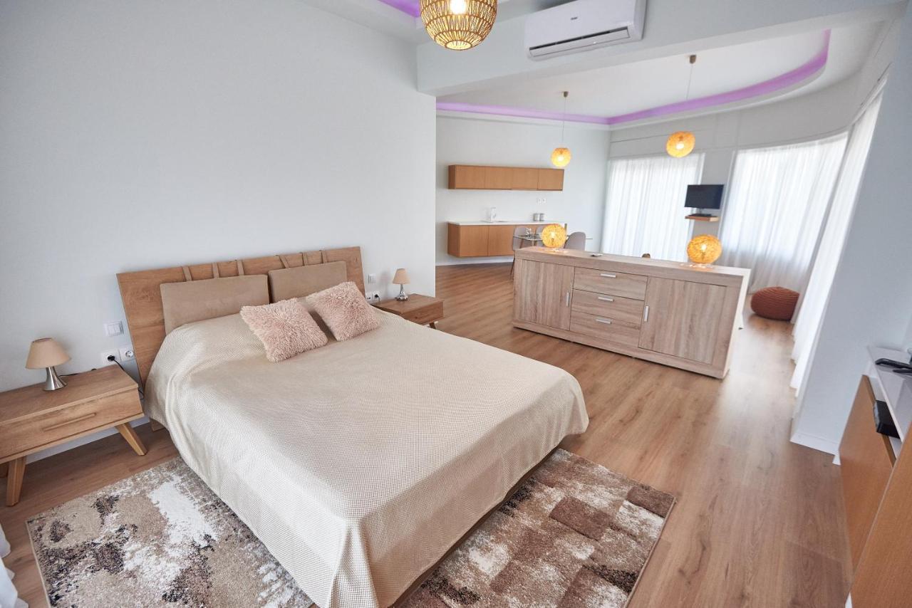 The El Greco Spirit Meets The Athenian Luxury Apt1 מראה חיצוני תמונה
