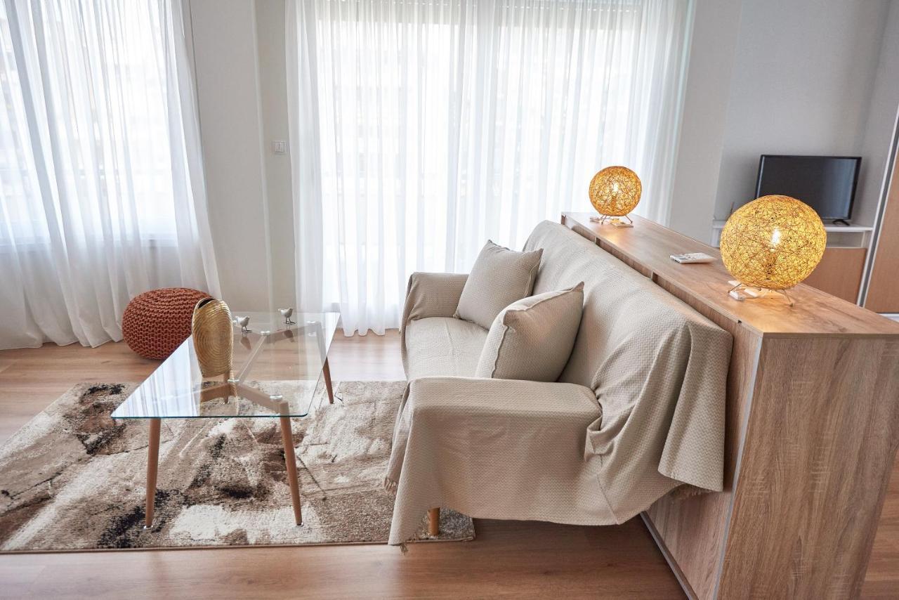 The El Greco Spirit Meets The Athenian Luxury Apt1 מראה חיצוני תמונה